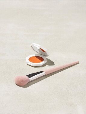 Fenty Beauty CHEEKS-OUT-FREESTYLE-CREAM-BLUSH